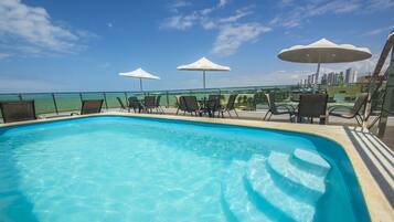 Outdoor pool, pool loungers