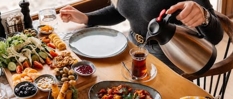 Se sirven desayunos, almuerzos, cenas y brunches