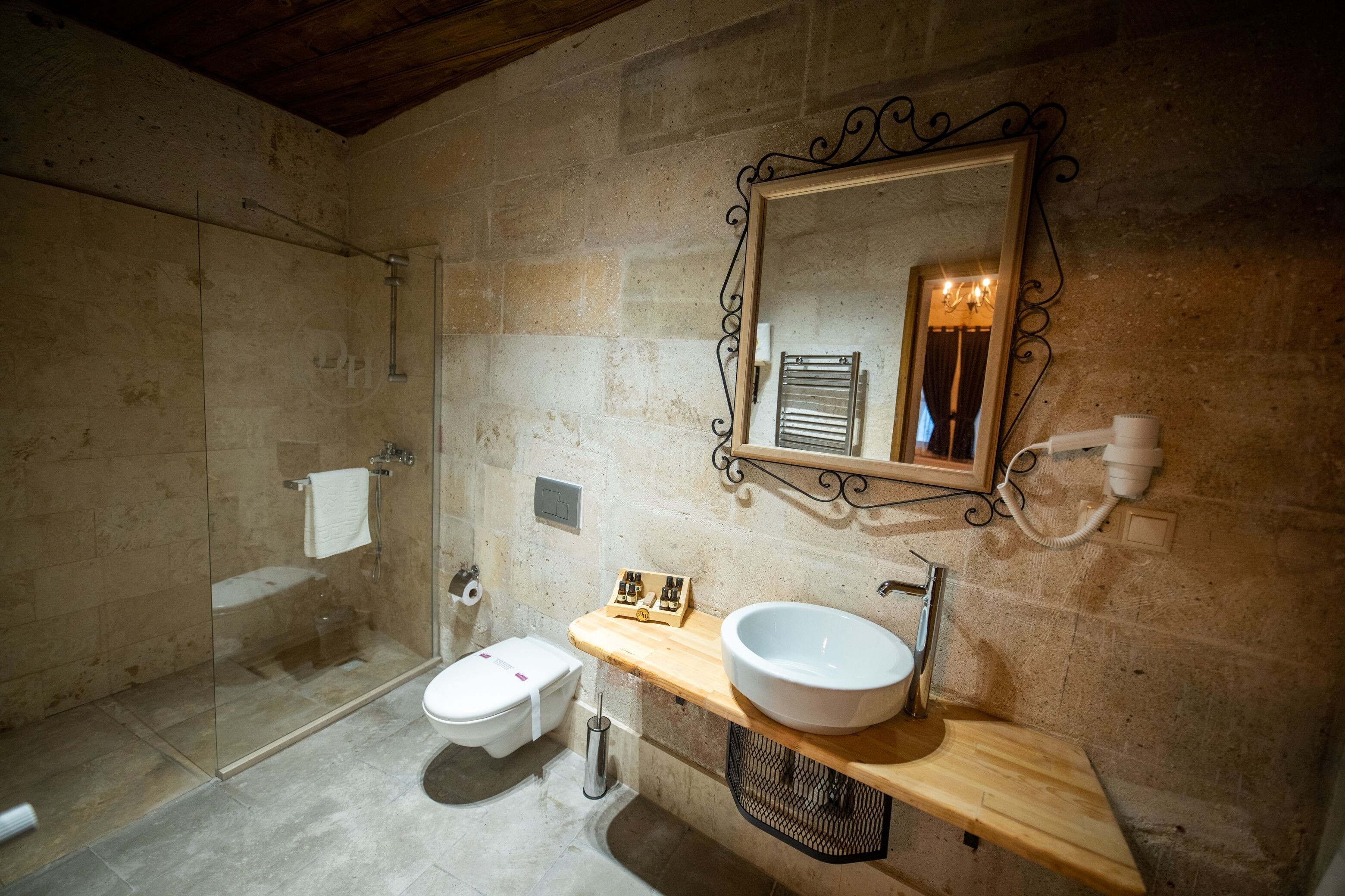 shower, free toiletries, hair dryer, bathrobes