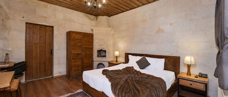 Habitación superior con 1 cama matrimonial o 2 individuales | Sábanas italianas Frette y ropa de cama de alta calidad