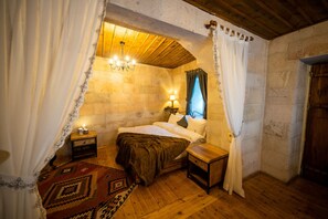 King Suite | Frette Italian sheets, premium bedding, Select Comfort beds - Duven Hotel Cappadocia  (Nevsehir)