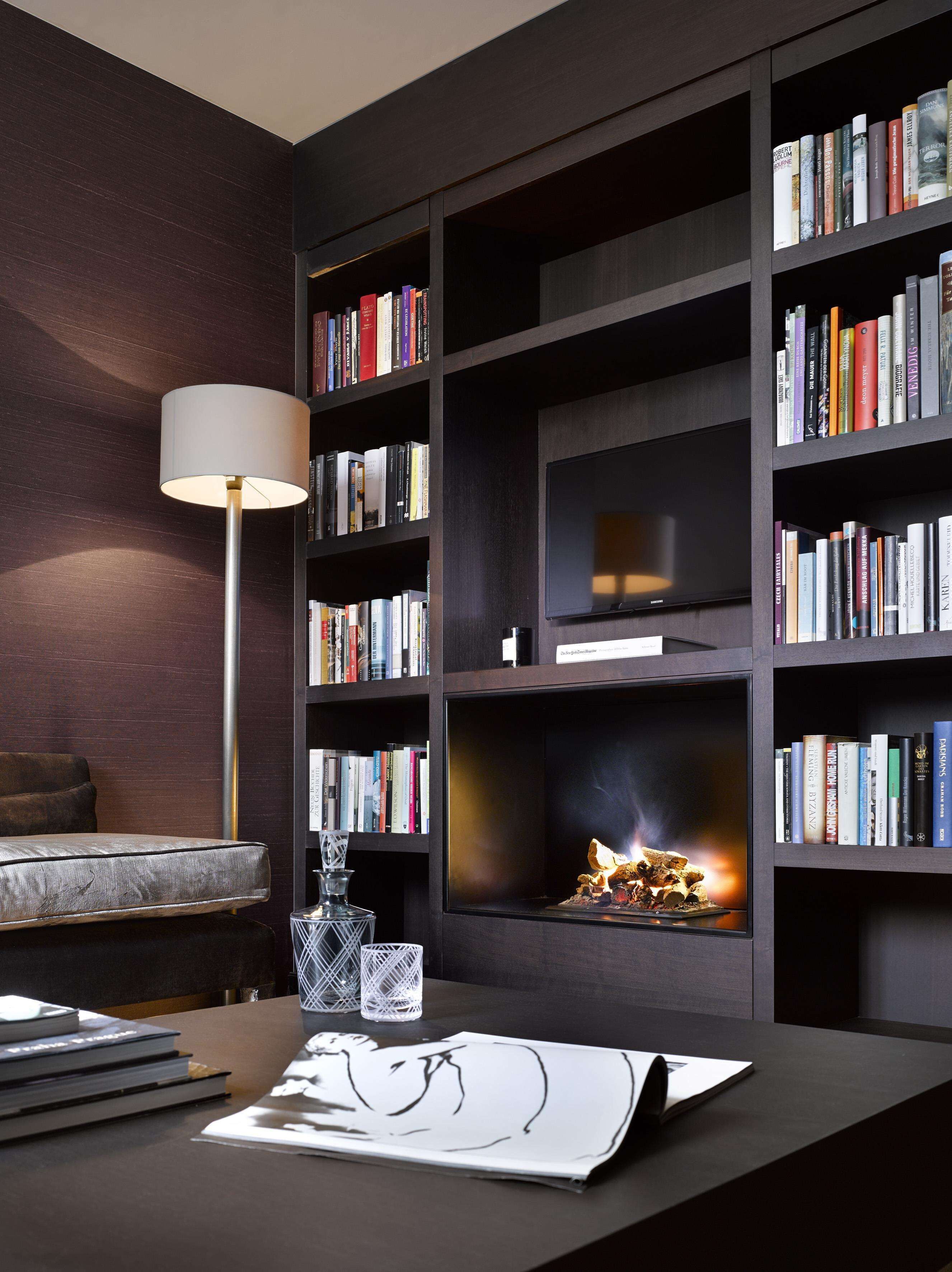 suite library | 1 bedroom, hypo-allergenic bedding, down duvets, minibar