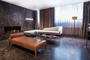 Lobby - The Emblem Prague Hotel - Preferred Hotels & Resorts (Prague)