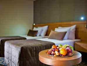 Minibar, coffres-forts dans les chambres, chambres insonorisées