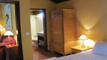 Badkar/dusch, regndusch, gratis toalettartiklar och hÄrtork