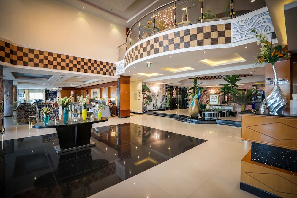Meral Crown Hotel