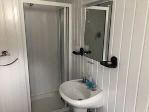Hair dryer, towels - The Butterfly Hotel - Group Weekends (Blackpool)