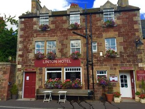 Exterior - The Linton Hotel (East Linton)