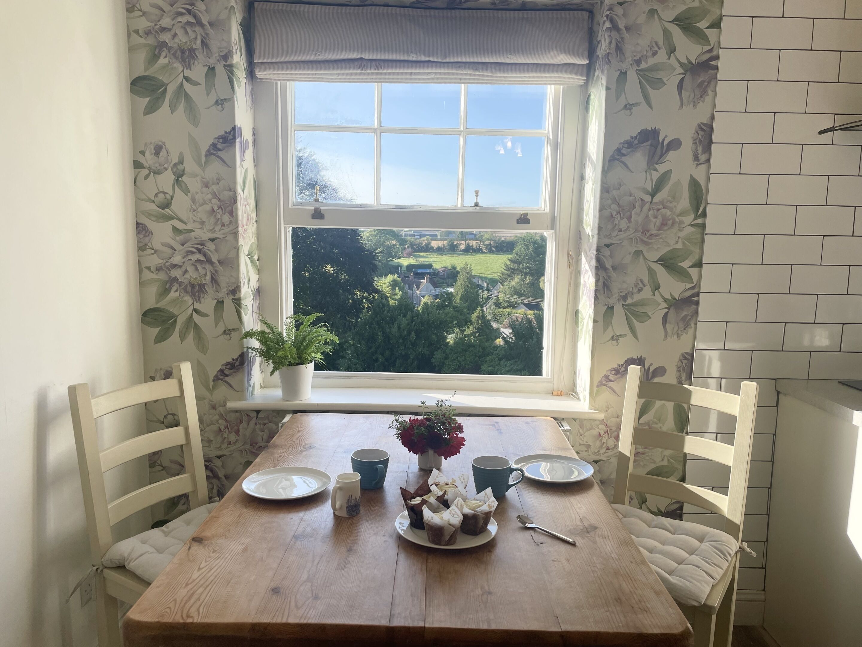 Superior Apartment, Private Bathroom, Garden View (Beechwood) | Dining