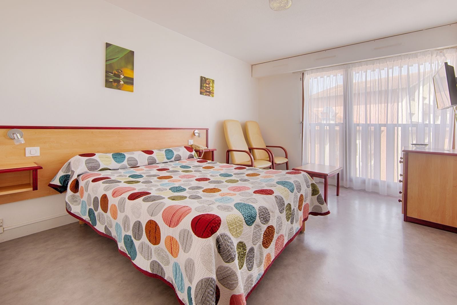 individually decorated, individually furnished, blackout curtains