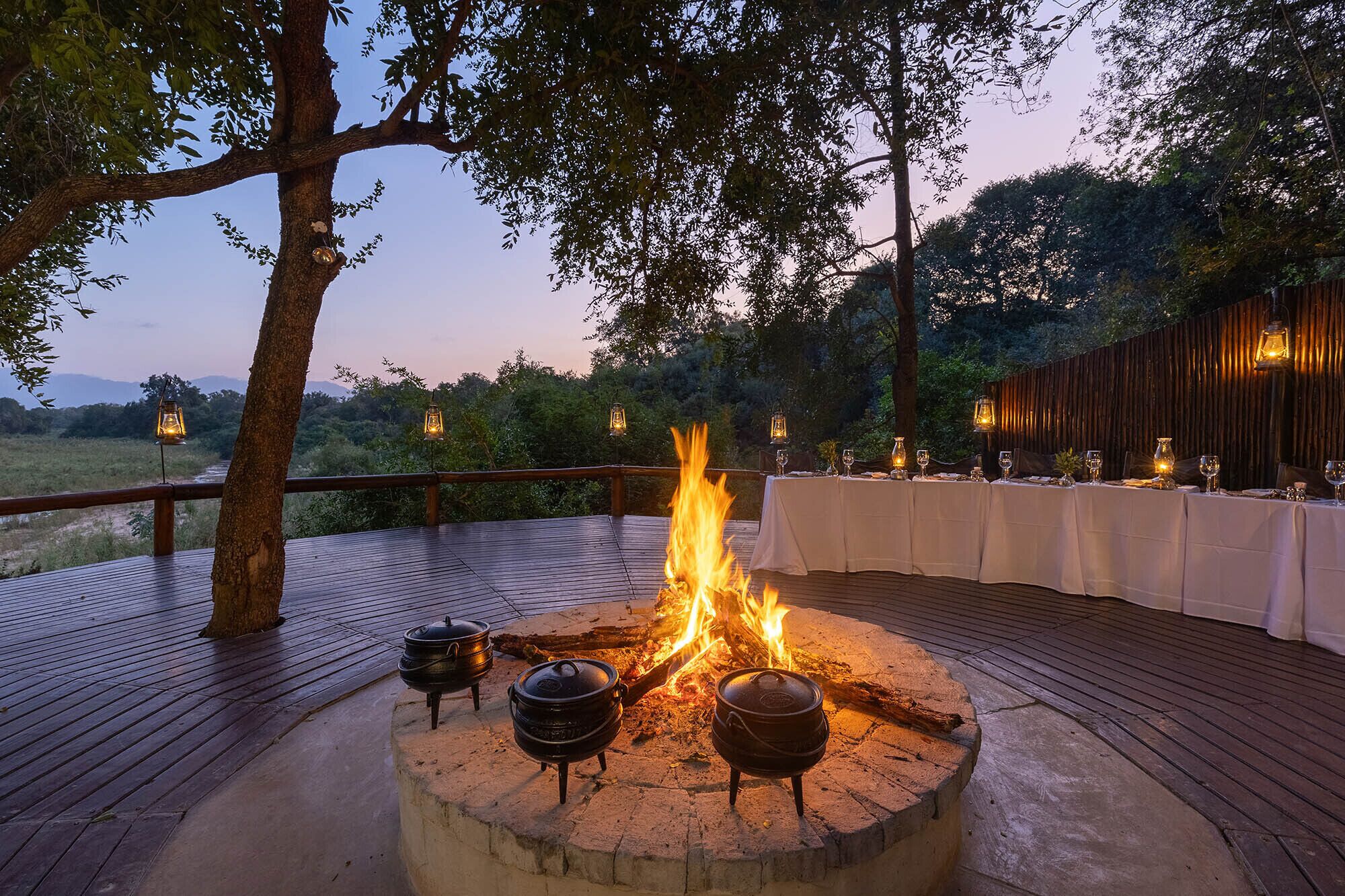 Tempat makan outdoor