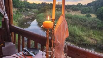 Aamiainen, lounas ja illallinen; afrikkalainen keittiö