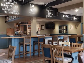 Bar (in der Unterkunft)