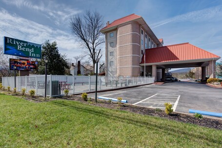 River Bend Inn - Image 32