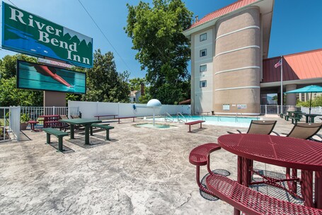 River Bend Inn - Image 50