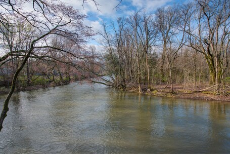 River Bend Inn - Image 44