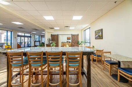 River Bend Inn - Image 13