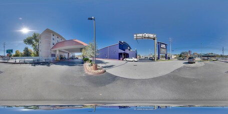 River Bend Inn - Image 27