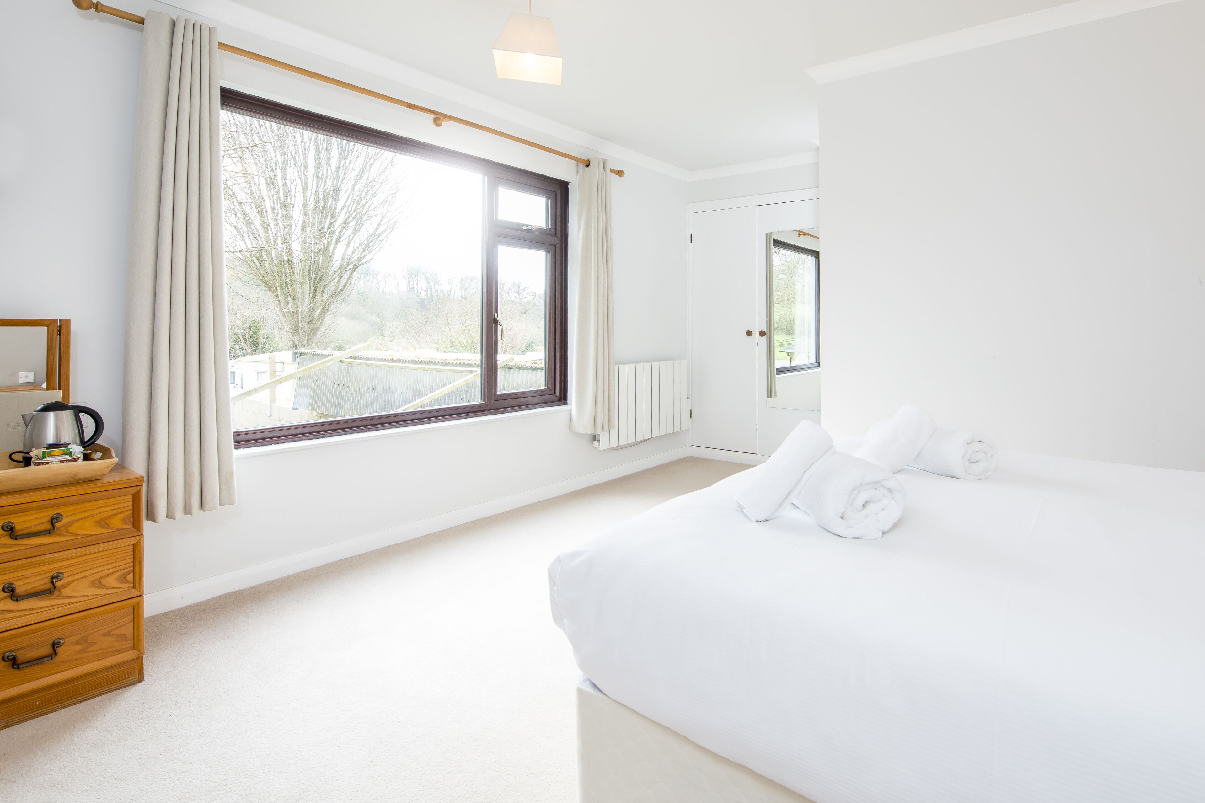 Desk, free WiFi, bed sheets