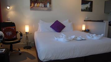 1 chambre, espace de travail pour ordinateur portable