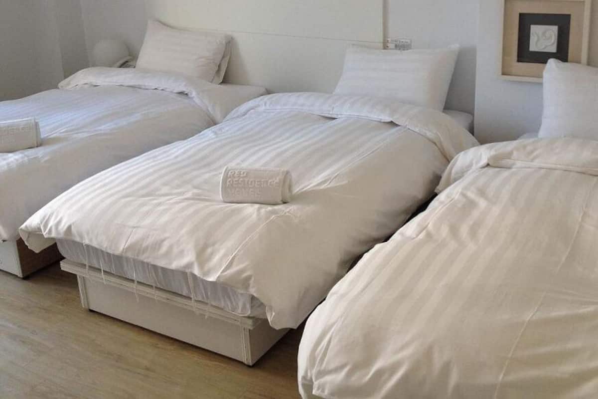Comfort Triple Room