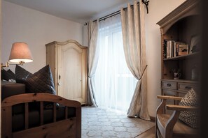 Panoramic Double Room, Terrace, Mountain View | Down duvets, in-room safe, individually decorated - Alpstay - Chalet Hotel Hartmann - Adults Only (Ortisei)