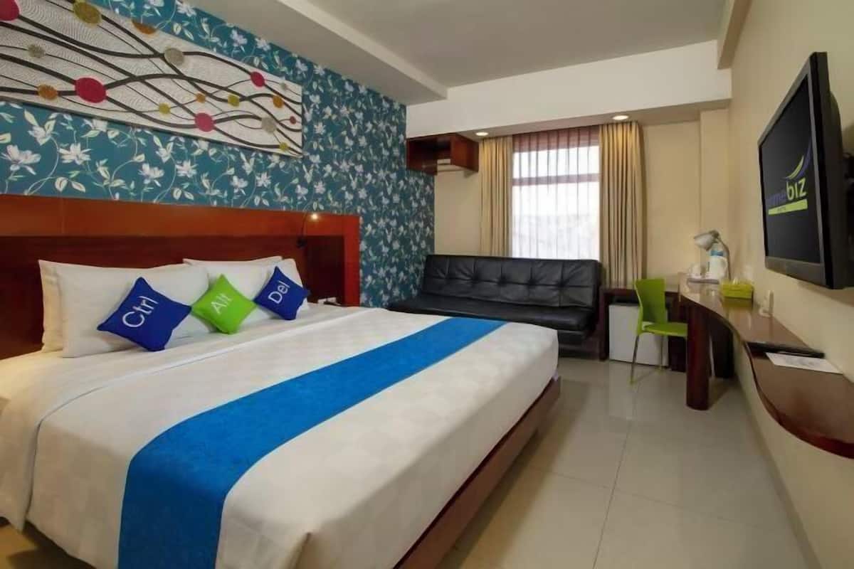 2 bedrooms, Egyptian cotton sheets, premium bedding, memory foam beds