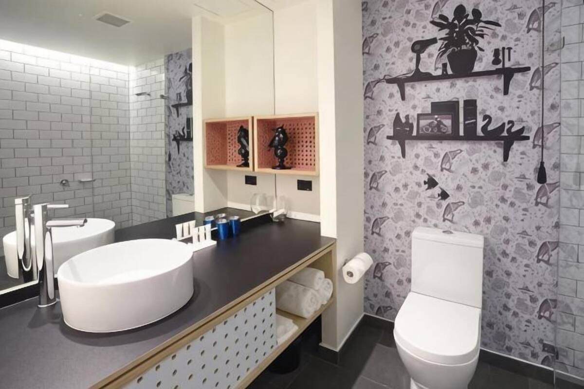 Bathroom | Shower, free toiletries, hair dryer, towels
