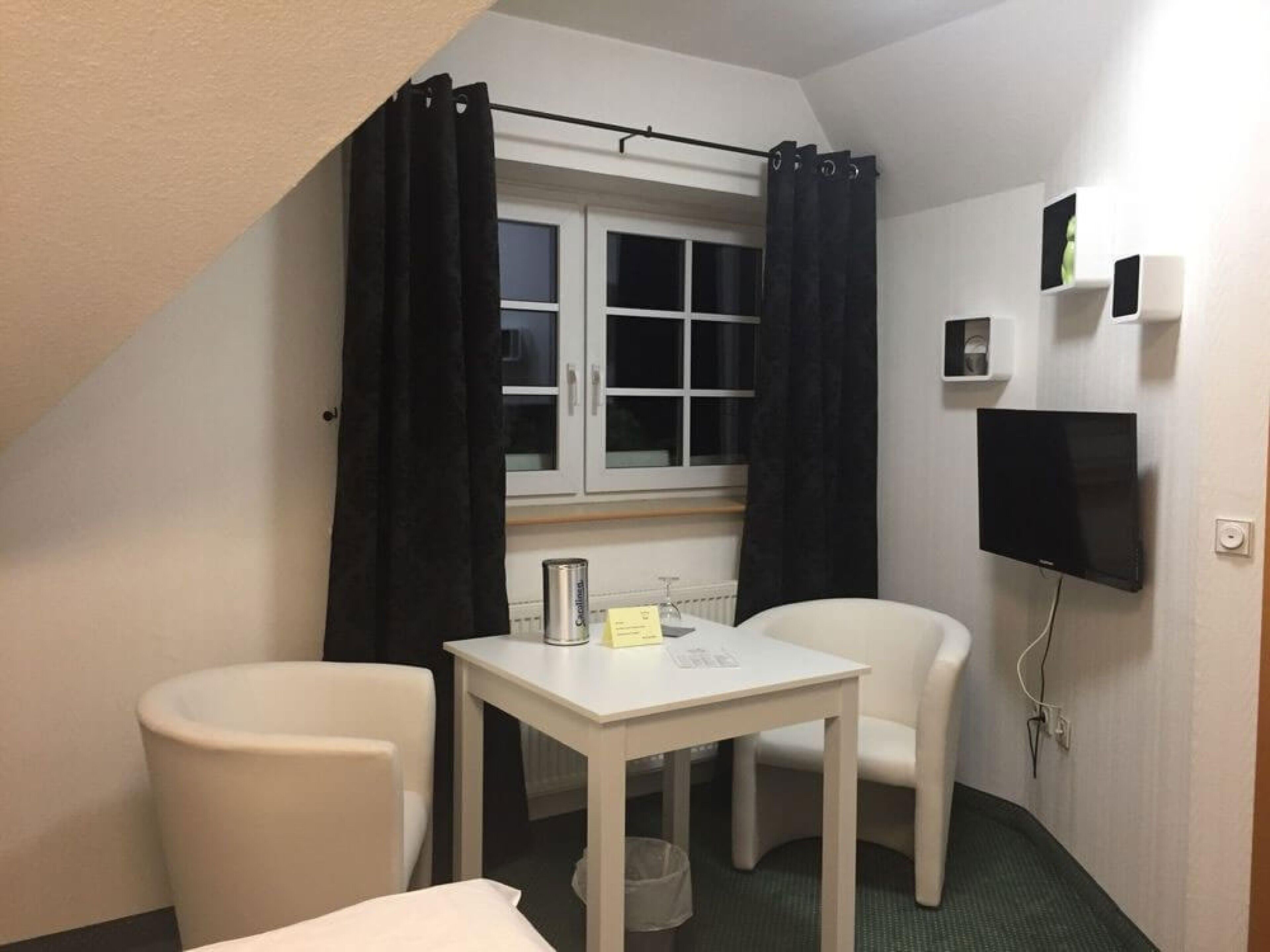 single room | 1 bedroom, premium bedding, in-room safe, soundproofing