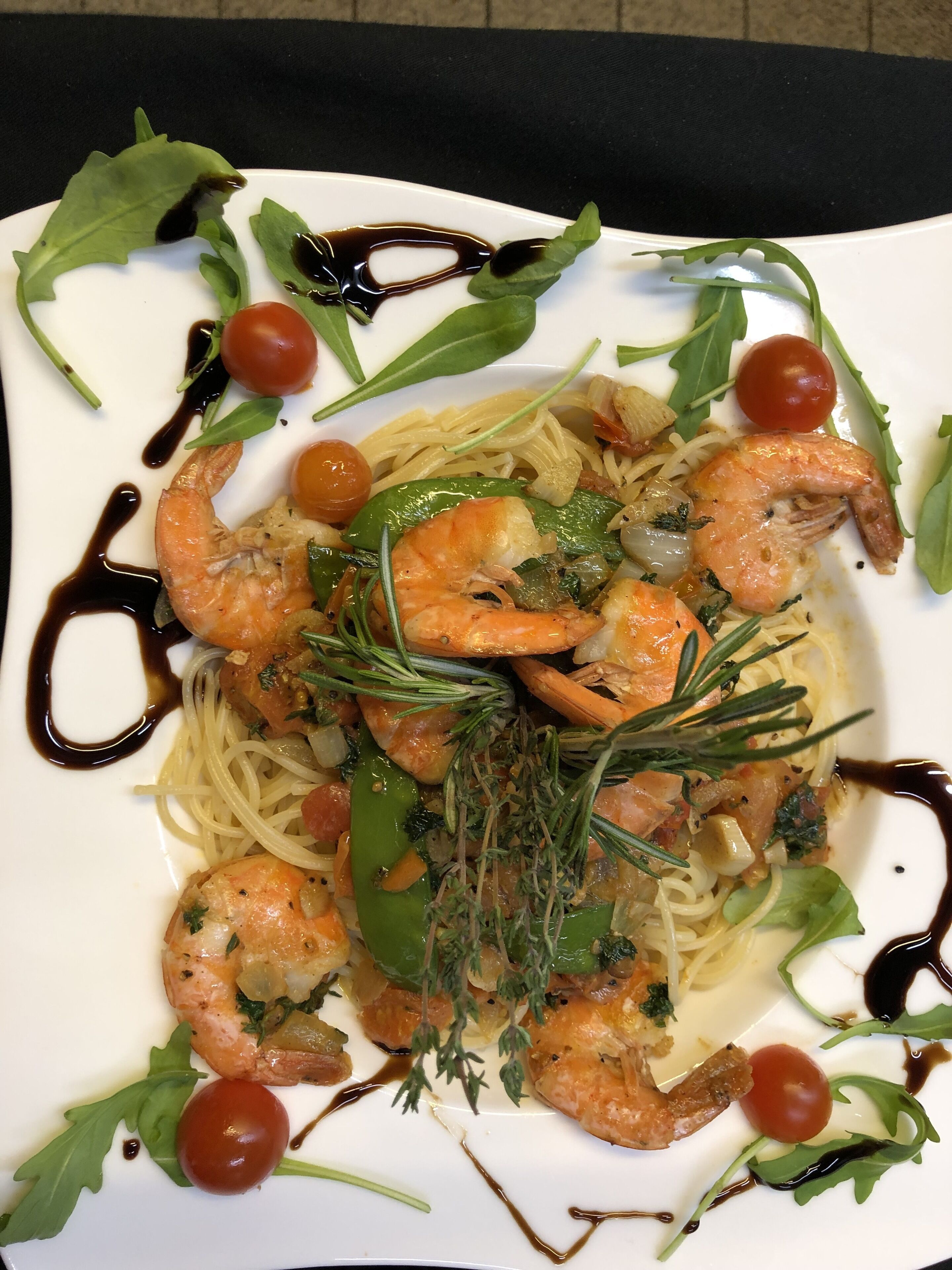 breakfast and dinner served, fusion cuisine