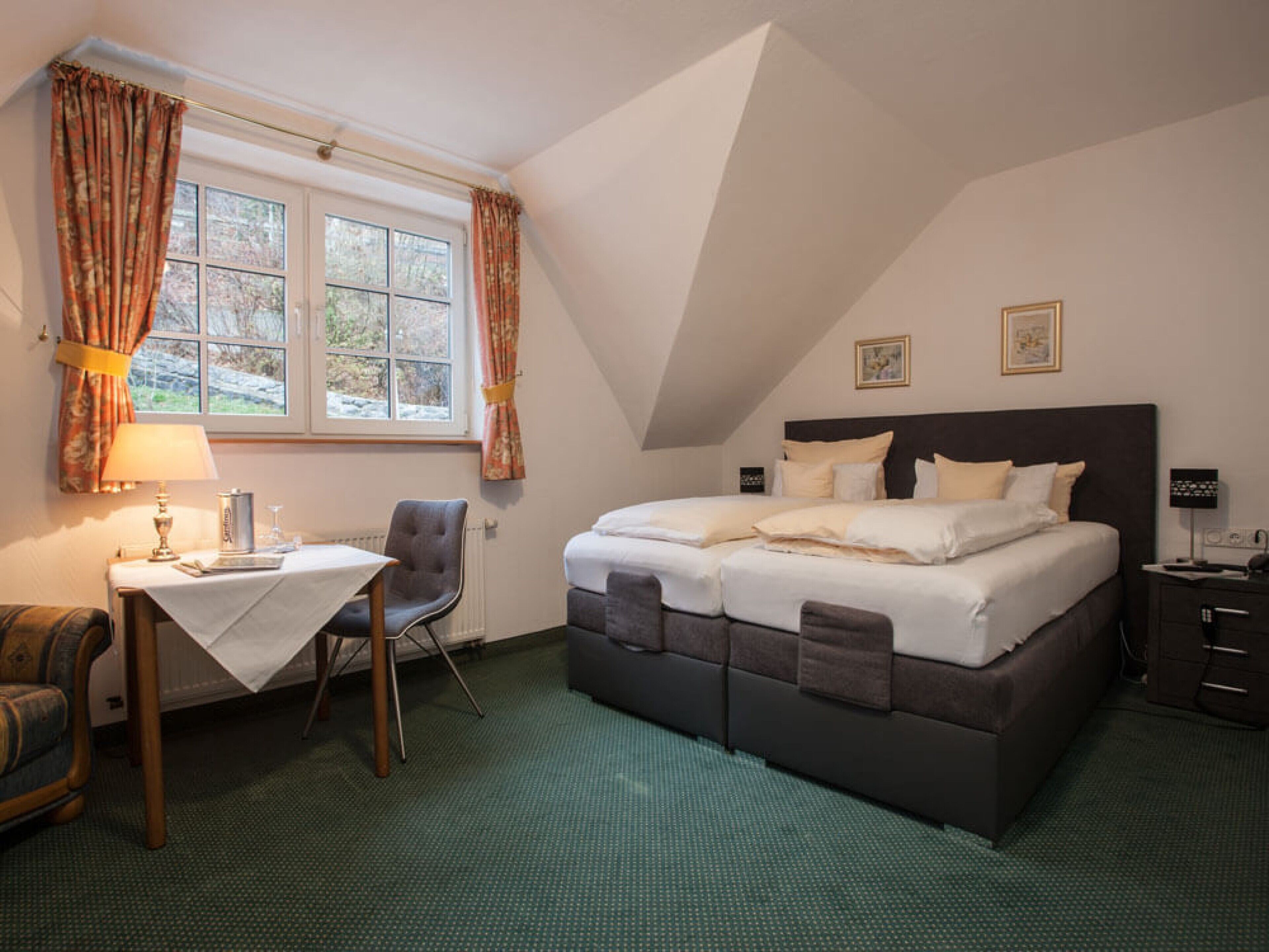 standard double room | 1 bedroom, premium bedding, in-room safe, soundproofing