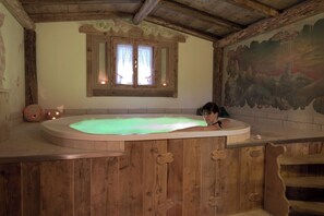 Bain à remous intérieur