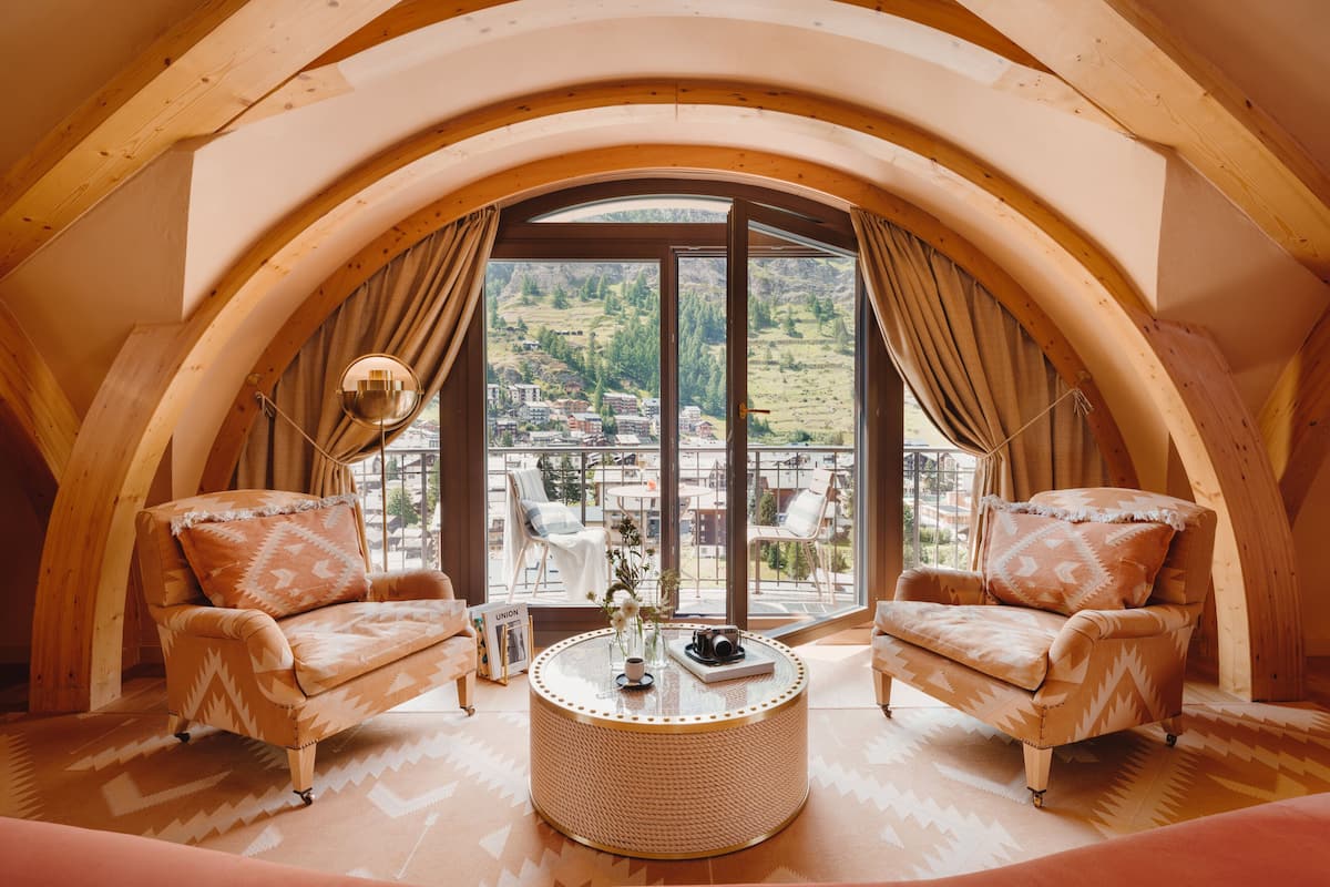 tower spa suite | 1 bedroom, hypo-allergenic bedding, down duvets, minibar