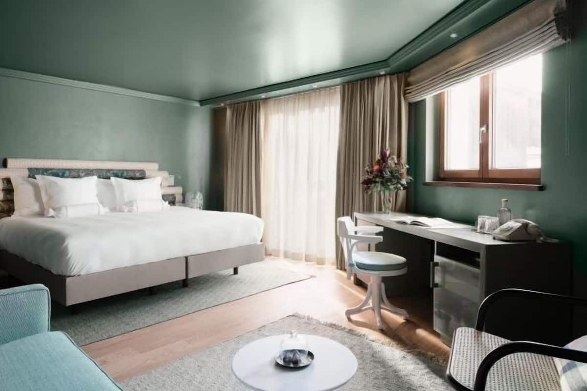 1 chambre, literie hypoallergénique, couette en duvet d'oie, minibar