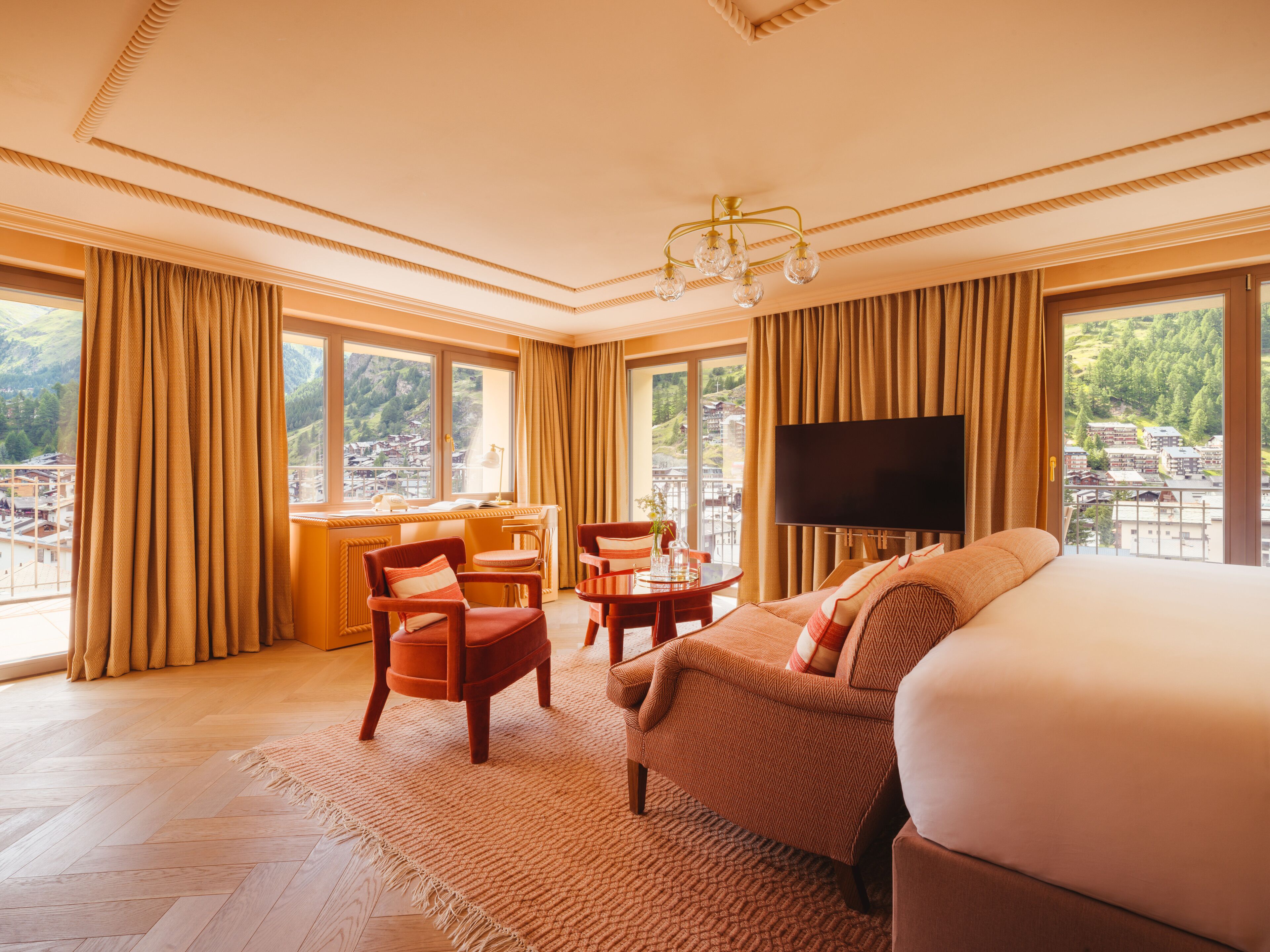 Grand Junior Suite with Matterhorn view | Living area