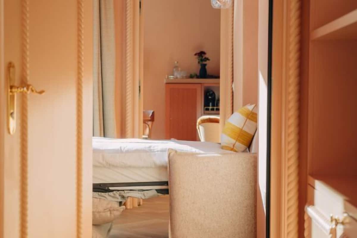 1 chambre, literie hypoallergénique, couette en duvet d'oie, minibar