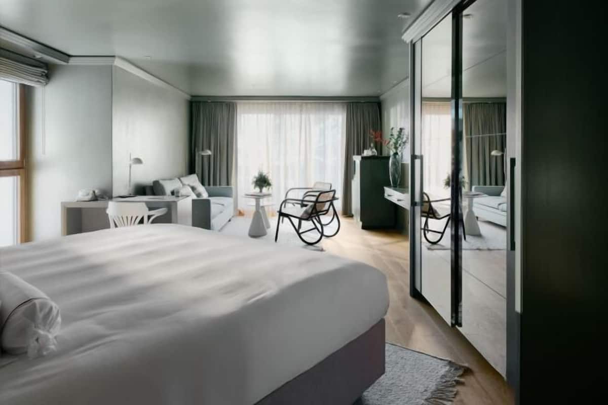 1 chambre, literie hypoallergénique, couette en duvet d'oie, minibar