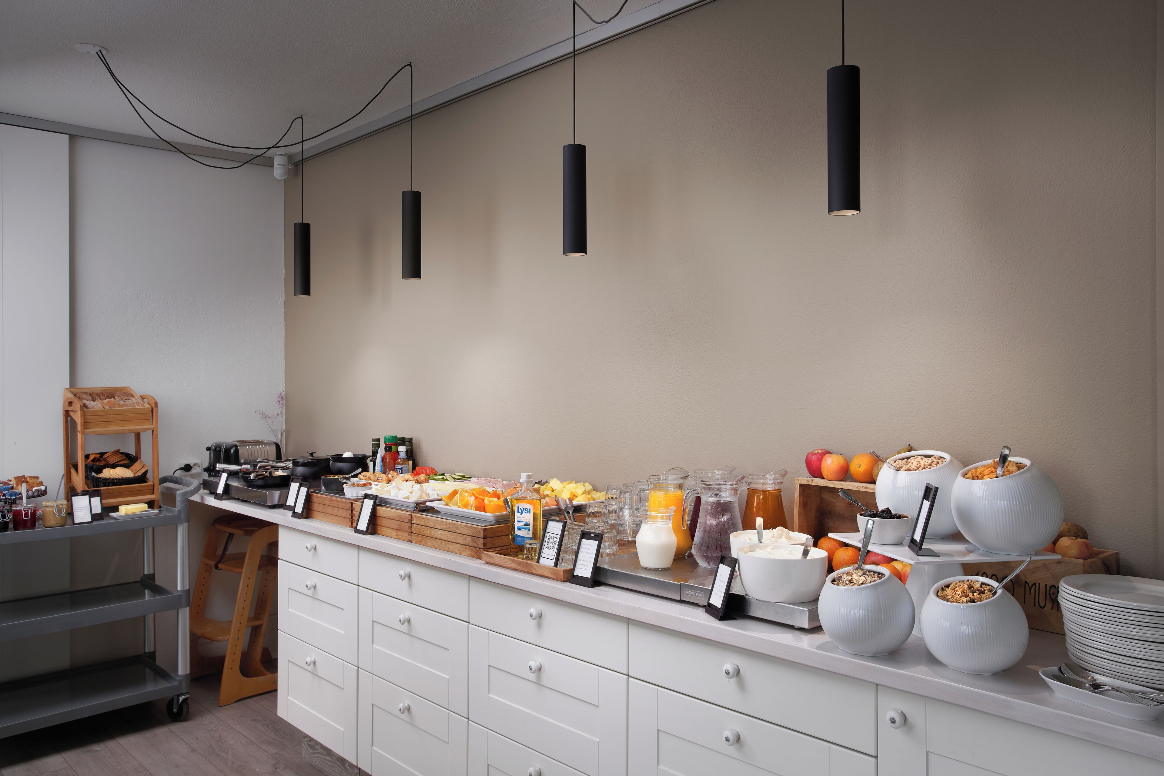 Petit déjeuner buffet servi tous les jours en supplément