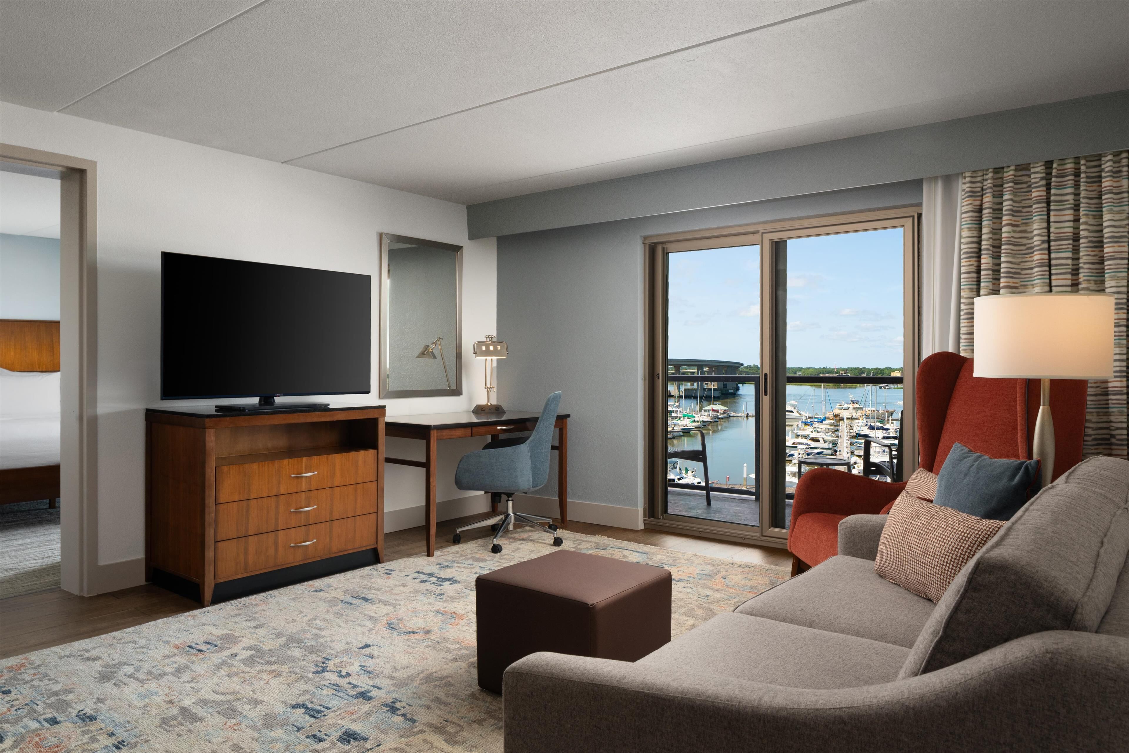 Photo - Hilton Garden Inn Charleston Waterfront/Downtown