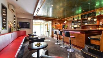 Bar (en la propiedad)