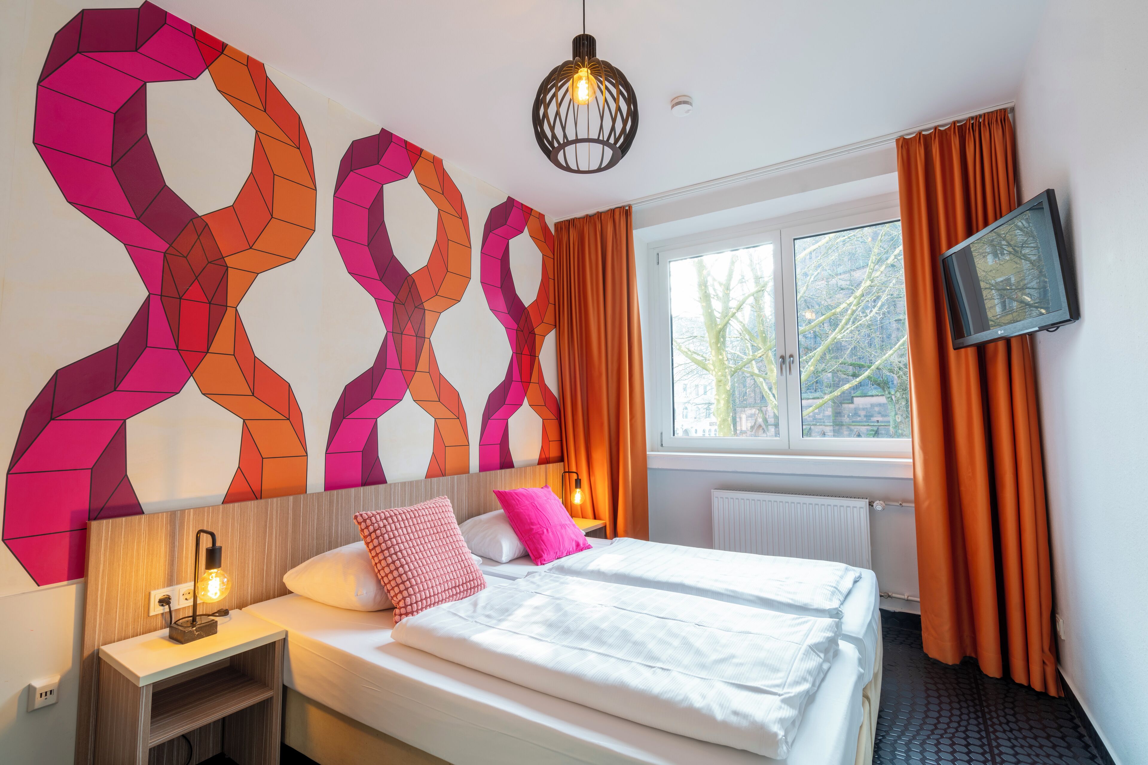 comfort double room | desk, laptop workspace, soundproofing, free wifi