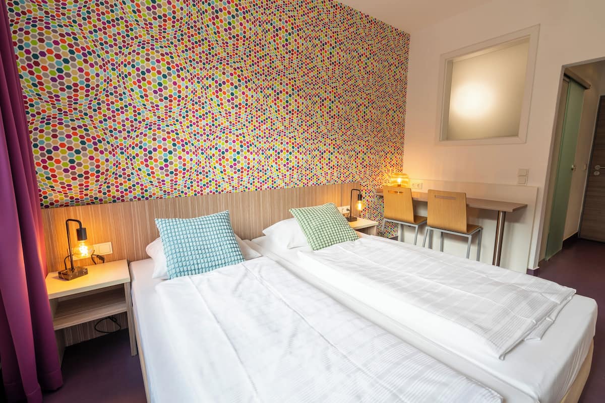 comfort double room | desk, laptop workspace, soundproofing, free wifi