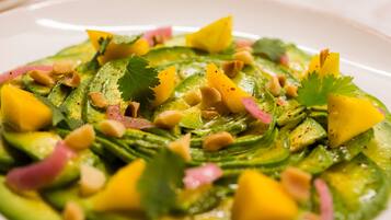 Se sirven desayunos, cenas y brunch