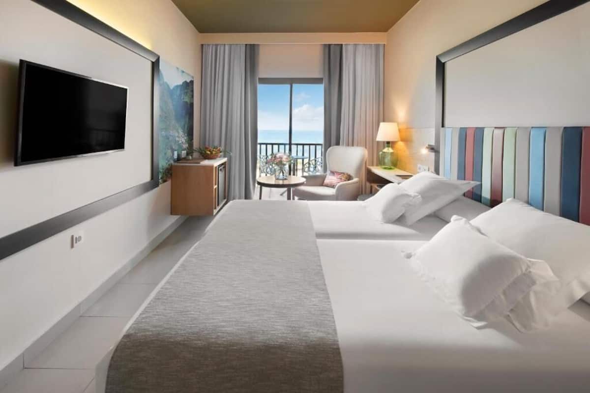 Minibar, desk, blackout curtains, free WiFi