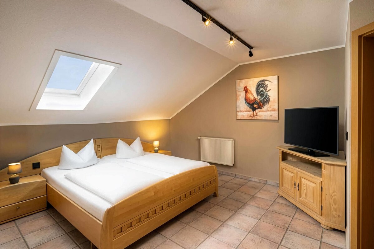Suite, 1 Double Bed | Hypo-allergenic bedding available, minibar, in-room safe, desk