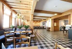 Restaurant - Arthotel ANA Goggl, Trademark Collection by Wyndham (Landsberg am Lech)