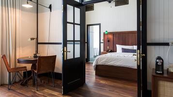 TV de plasma 40 polegadas com canais digitais, TV, dock para iPod