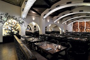 14 restaurants; breakfast, lunch, dinner and brunch served  - ARIA Sky Suites (Las Vegas)