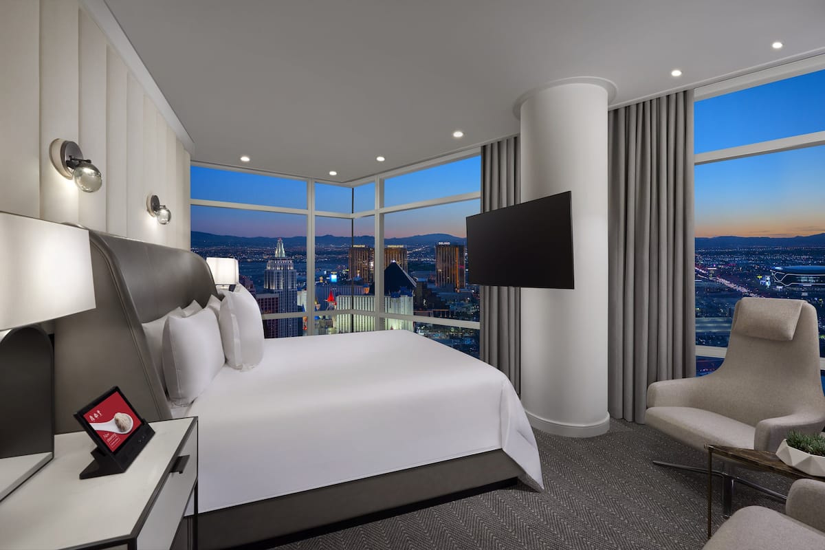 Minibar, in-room safe, desk, blackout curtains