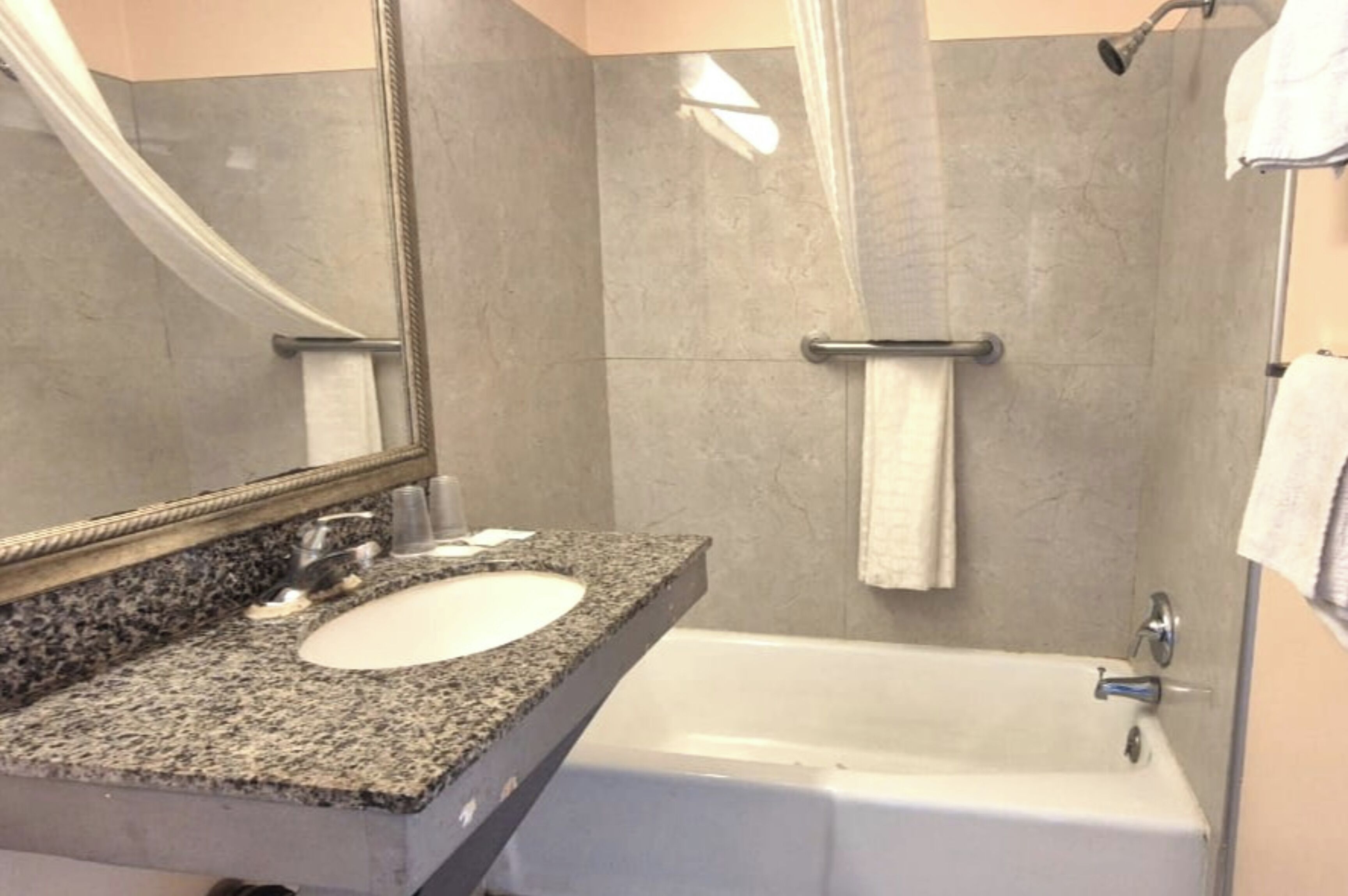 Room, 1 Queen Bed, Smoking | Bathroom | Deep soaking tub, free toiletries, hair dryer, towels